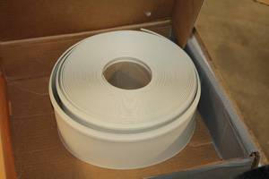 lot 961 image: Commercial TP Rubber Wall Base 18x120x4
