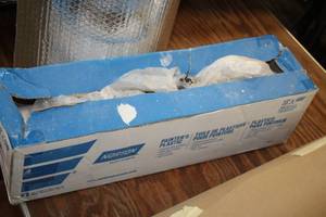 lot 966 image: Lot of (1 Box) Norton 400 12 Painters Plastic