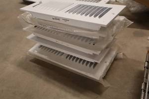 lot 1033 image: Lot of (5) Metal Vent Covers