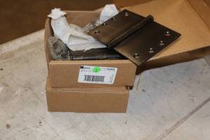 lot 1073 image: Lot of (6) Hinges 4x6