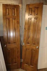 lot 1121 image: Lot of (2) Solid Core Matching 6-Panel Door 23-34x96