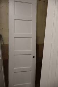 lot 1133 image: Solid Core 6-Panel Door 27-34x95-34