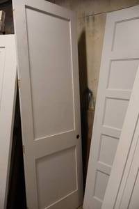 lot 1134 image: Solid Core 2-Panel Door 31-34x96