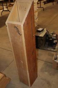 lot 1887 image: Post Box  Newel 7x7x36