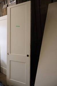 lot 1170 image: 2-Panel Door 29-34x90