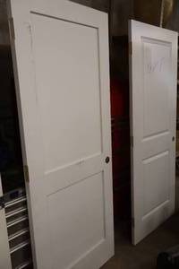lot 1158 image: Solid Core 2-Panel Door 31-34x80