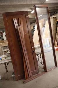 lot 1182 image: Door 60x97 with Jamb and Side Window