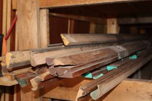 lot 1906 image: Lot of  Assorted Trim Boards