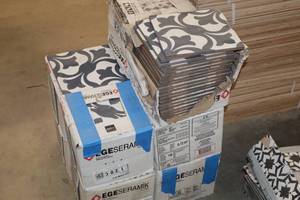 lot 1932 image: Lot of (7 Boxes) Egeseramik Tile 38x8x8 18-count ( 126 total items )