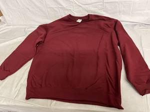 lot 39 image: 2 New Maroon Crew Neck Sweatshirts - Size 2XL