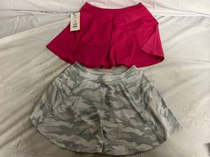 lot 63 image: 2 Sports Skorts - Pink and White Camo - Size Medium