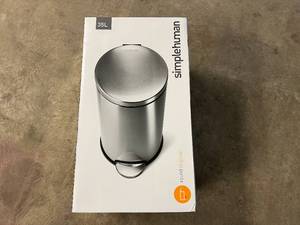 lot 146 image: Simple Human 35L Stainless Steel Grabage Can