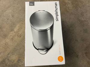 lot 148 image: Simple Human 35L Stainless Steel Grabage Can