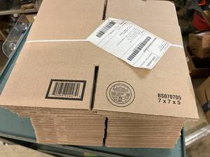 lot 211 image: 7 x 7 x 5 Cardboard Boxes - 25ct