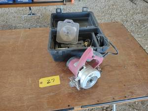 lot 27 image: Florcraft 4 12 Circular Tile Saw ...