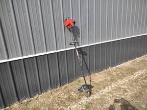lot 35 image: Craftsman Gas Trimmer, Needs Air Fi...