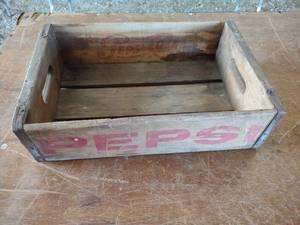 lot 70 image: Pepsi Crate...
