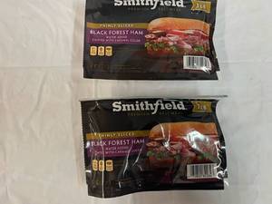 A. 2x 1 lb Smithfield Black Forest Thinly Slice Ham