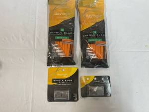 2x 12 Single Blade Disposable Razors & 2x 10 Single Edge Blades