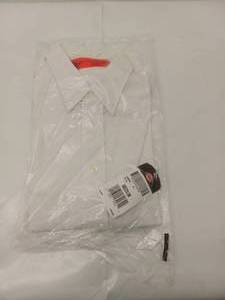 lot 11 image: NEW DICKIES WHITE BUTTON UP SHIRT MEDIUM