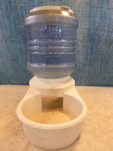 Pet Lodge Automatic Feeder