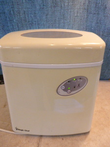 Magic Chef Ice Maker