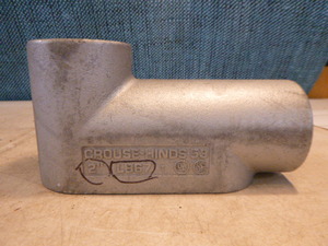 Eaton 2 7-Type Threaded Elbow