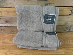 lot 5 image: Set of 2 Spa Plush Bath Towel - Threshold-Light Gray-30 x 56