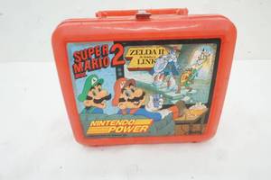 lot 5 image: Vintage Plastic Lunch Box Super Mario 2