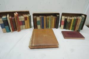 lot 19 image: Vintage Reading Books
