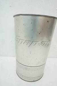 lot 59 image: Tin Snap-On Garbage Can