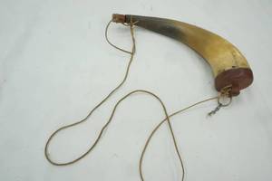 lot 117 image: Muzzleloader made with real Horn