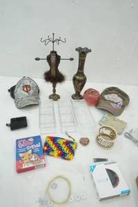lot 126 image: Jewelry Stand, 2 womens hats, card game, agate, coin purses, red apple