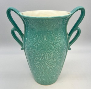 lot 104 image: Vintage RED WING POTTERY - Floral Double Loop Handle Vase - 1165