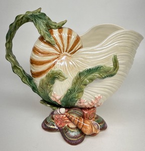 lot 12 image: Large FITZ AND FLOYD Oceana Nautilus Conch Shell Bowl Vase