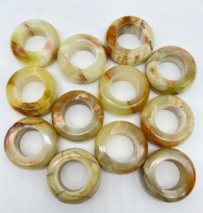 lot 47 image: Natural Onyx Stone Napkins Rings - QTY 12 - Greens
