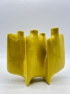 lot 130 image: Vintage Mid Century Modern Ceramic Ikebana Style Japanese Vase
