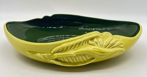 lot 137 image: Vintage NOS RED WING POTTERY Console Bowl B2014