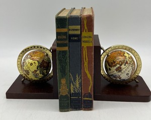 lot 145 image: Vintage Globe Bookends and 3 Alice & Jerry Vintage Books