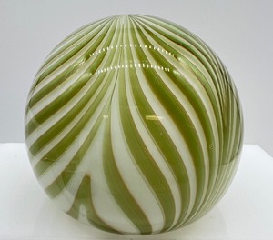 lot 166 image: Vintage Swirl Feather Green and White Glass Paperweight