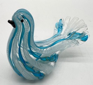 lot 203 image: Italian Latticino Art Glass Dove Bird