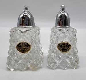 lot 218 image: AMERIKAN CUT CRYSTAL CORP. Hand Cut Crystal Salt and Pepper Shakers - Germany US Zone