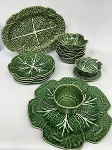 lot 226 image: BORDALO PINHEIRO Cabbage Leaf Dishes including Tureen