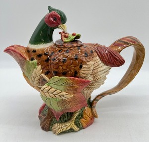 lot 258 image: Vintage FITZ & FLOYD Ceramic - Pheasant Tea Pot