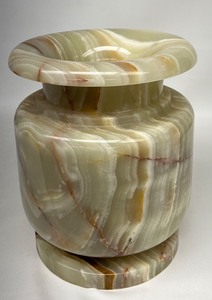 lot 274 image: Huge  Natural ONYX Planter Vase