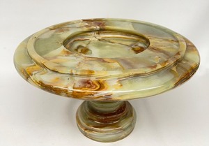 lot 275 image: Natural ONYX Stone Vessel on Pedestal