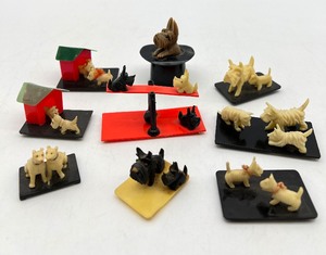 lot 286 image: Vintage Plastic Miniature Dogs - Japan