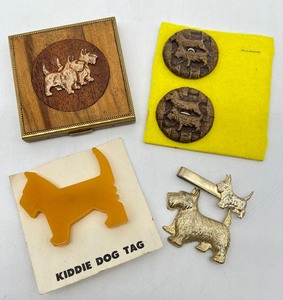 lot 287 image: Vintage Scottie Dog Compact, Buttons, Bakelite Pin and More