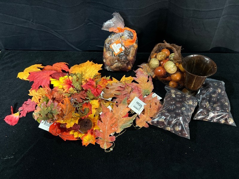 lot 1508 image: Fall Filler Decor