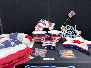 lot 1561 image: FOURTH OF JULY LOT ITEMS